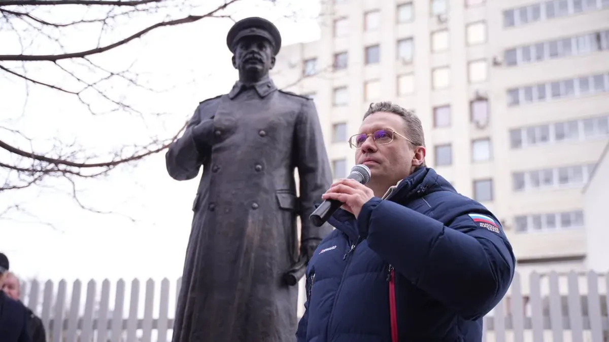 Filimonov speaks at the unveiling of a statue of Joseph Stalin in Vologda, 21 December 2024. Photo: Vologda regional administration