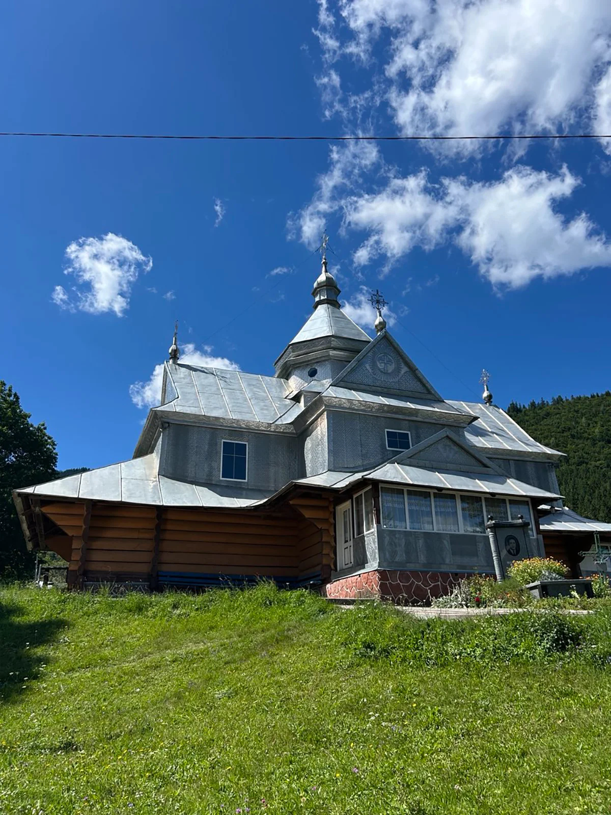 Храм Усекновения главы Иоана Крестителя в селе Зелене. Фото автора