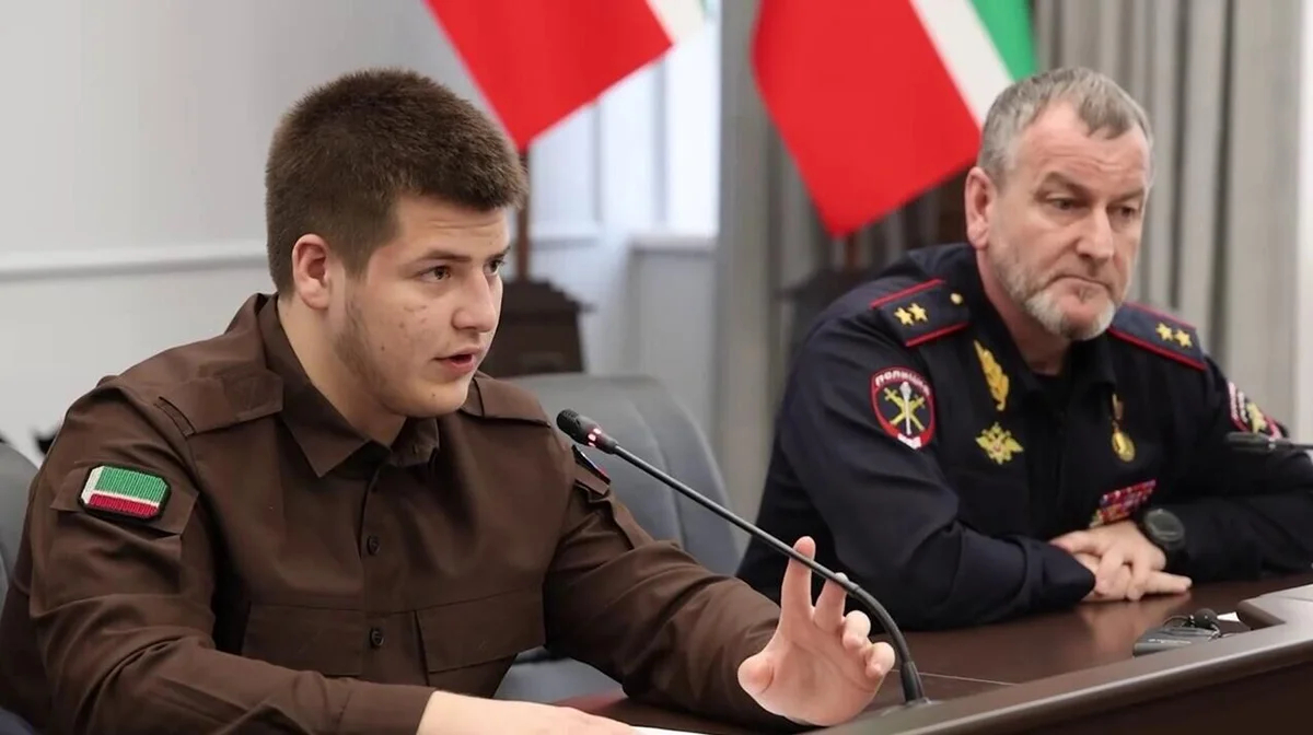 Адам Кадыров на посту куратора регионального министерства внутренних дел. Фото: Telegram / МВД.95