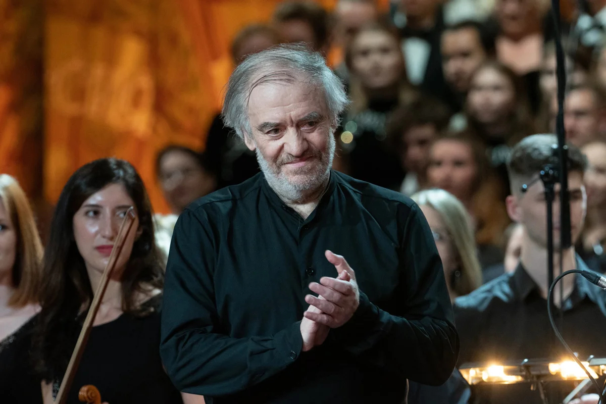 Валерий Гергиев во время концерта на сцене Большого театра, 24 мая 2021 года. Фото: Денис Гришкин / АГН «Москва»