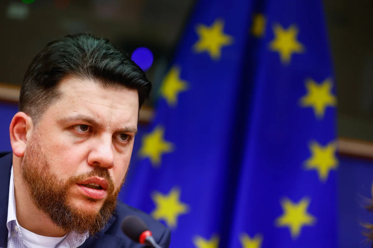 Леонид Волков в Европарламенте в Брюсселе, Бельгия, 28 сентября 2022 года. Фото: Stephanie Lecocq / EPA