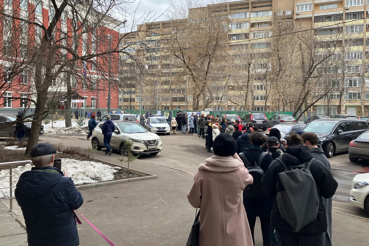 Очередь перед избирательным участком в Москве, 17 марта 2024 года. Фото: Hannah Wagner / picture alliance / Getty Images
