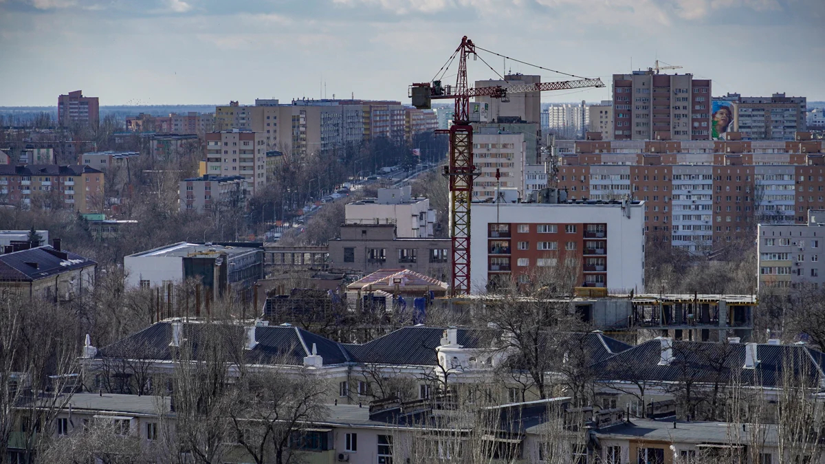 Вид на Мариуполь, 16 февраля 2025 года. Фото: EPA