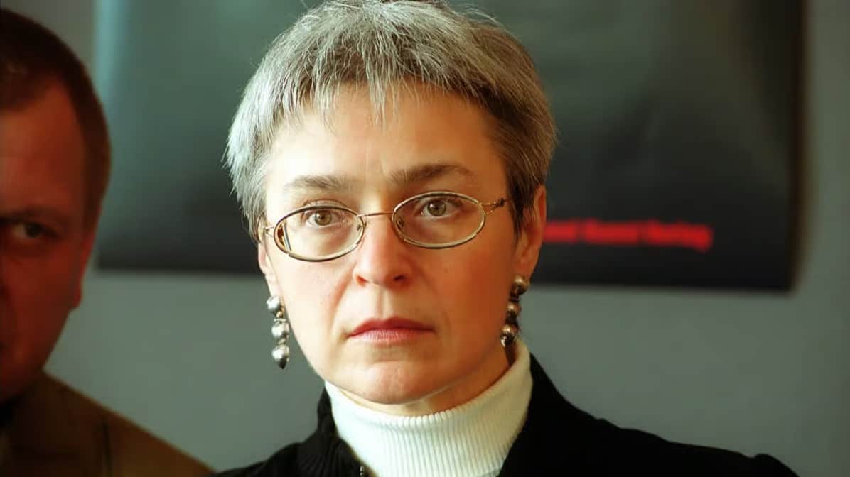 Премию RAW in WAR имени Анны Политковской присудили украинским и российским журналисткам, находящимся в заключении