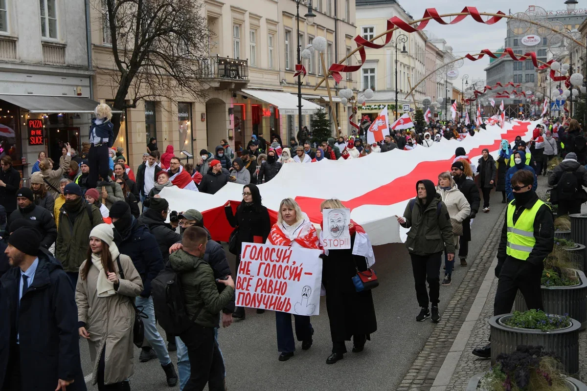 Belarusian diaspora during a protest in Warsaw, 26 January 2025. Photo: Rafal Guz / EPA