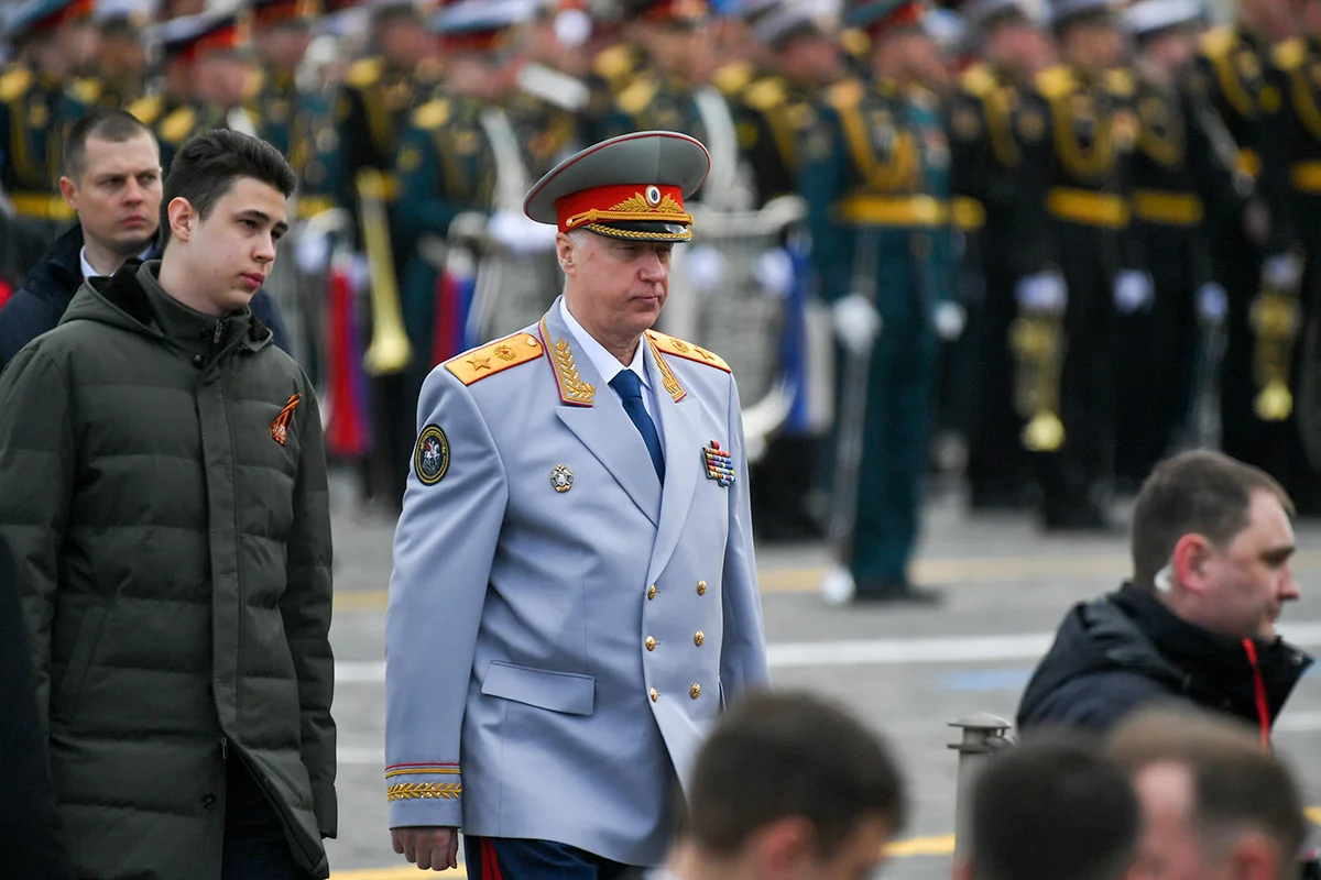 Александр Бастрыкин во время военного парада на Красной площади, 9 мая 2022 года. Фото: Сергей Киселев / Агентство «Москва»
