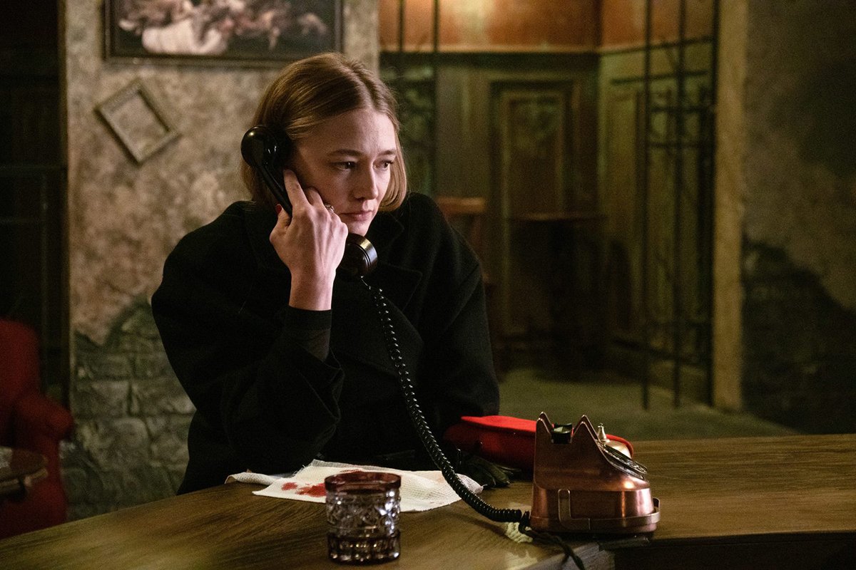 Кадр из сериала «Бар “Один звонок”». Фото:  kino-teatr.ru