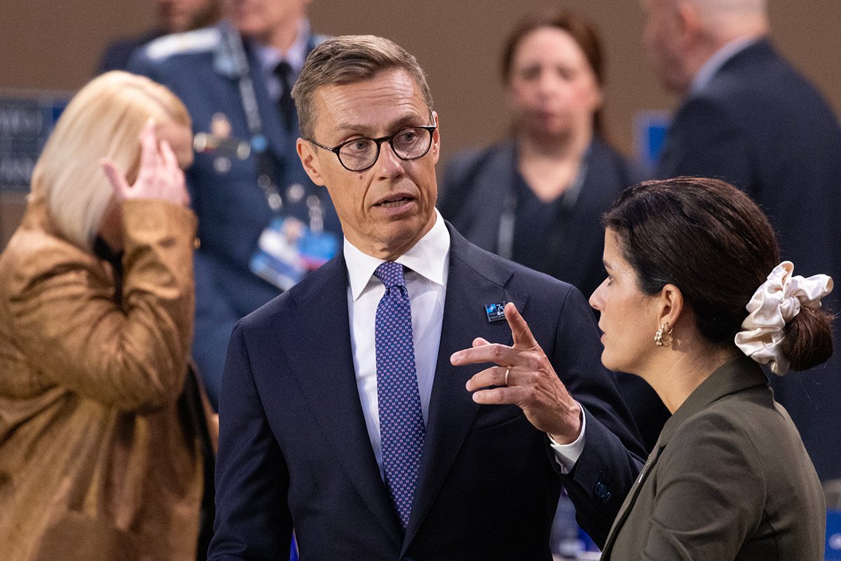 Президент Финляндии Александр Стубб на встрече Североатлантического совета с партнерами из Индо-Тихоокеанского региона во время саммита НАТО в Конгресс-центре в Вашингтоне, округ Колумбия, США, 11 июля 2024 года. Фото: Michael Reynolds / EPA-EFE