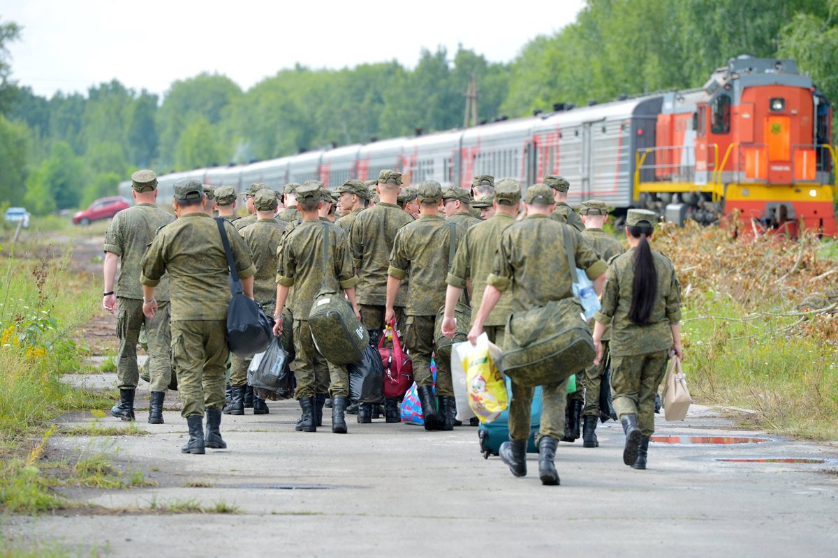 Призывники перед отправкой в гарнизоны в Челябинской области, Россия, 29 июня 2025 года. Фото: Александр Кондратук / Спутник / Imago Images / Scanpix / LETA