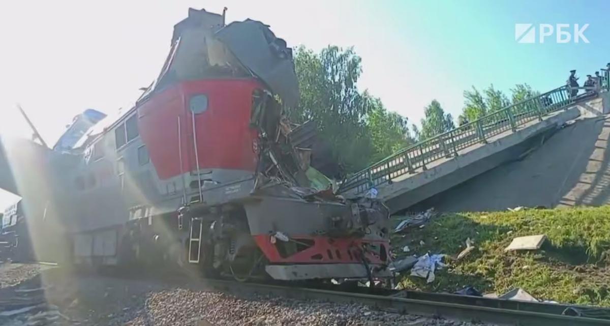 Рухнувший мост в Брянской области. Скриншот из видео РБК