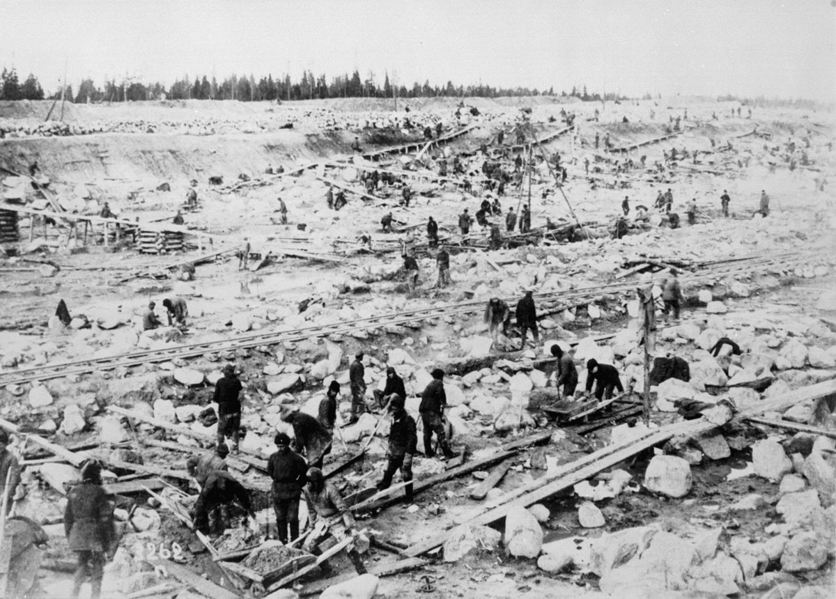 Трудовой лагерь в СССР, 1932 год. Фото: akg-images / Scanpix / LETA