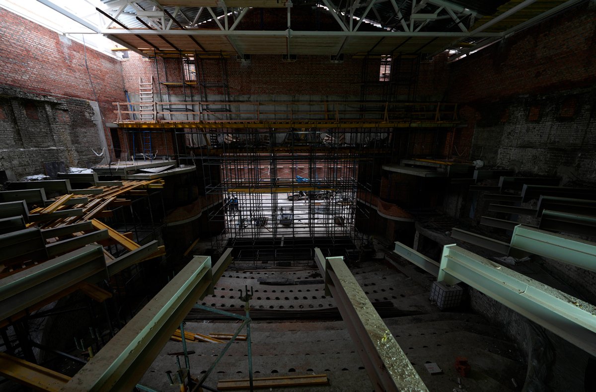 Внутренний вид Мариупольского драмтеатра во время работ по его восстановлению, 6 февраля 2025 года. Фото: Александр Сухов / Спутник / Imago Images / Scanpix / LETA