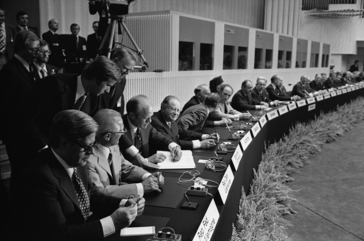 Подписание Хельсинских соглашений, Финляндия, 1 августа 1975 года. Фото: Everett Collection / Vida Press