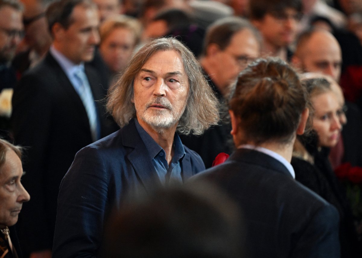 Никас Сафронов на церемонии прощания с Зурабом Церетели в Храме Христа Спасителя, Москва, 23 апреля 2025 года. Фото: Анатолий Жданов / Коммерсантъ / Sipa USA / Vida Press